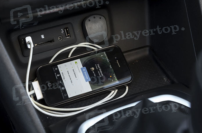 Autoradio port USB